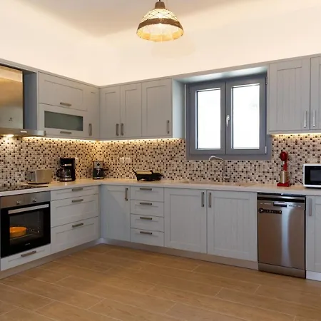 Jessy 150m² With Full Privacy * Parikia (Paros)