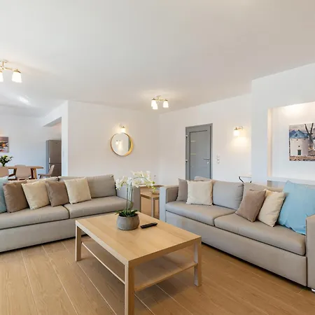 Jessy 150m² With Full Privacy Villa Parikia (Paros)