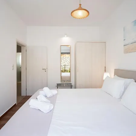 Jessy 150m² With Full Privacy * Parikia (Paros)