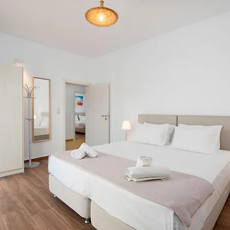 Jessy 150m² With Full Privacy * Páros