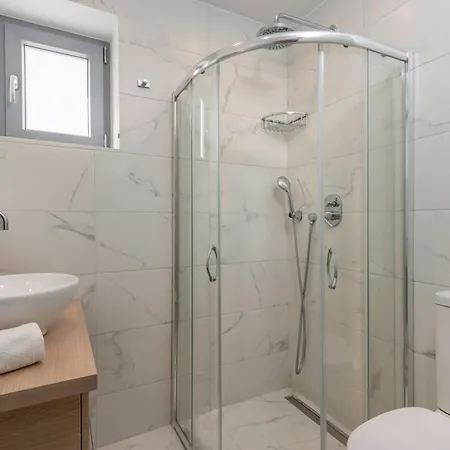 Villa Jessy 150m² With Full Privacy *