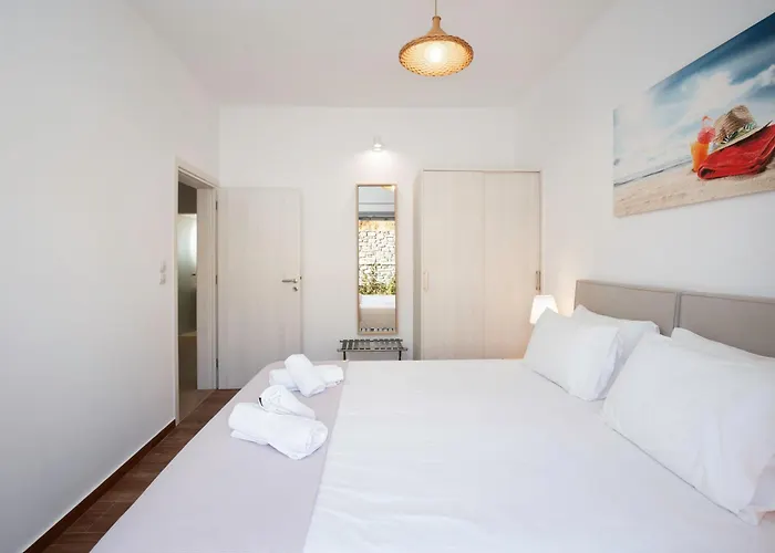 Jessy 150m² With Full Privacy * パロス島